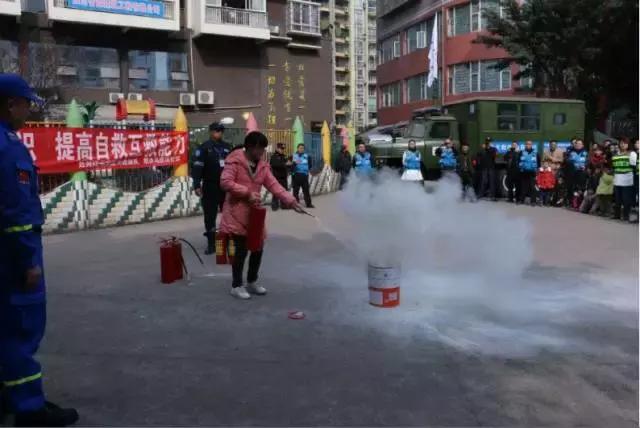 昭通鲁甸特大车祸实时报道，最新进展持续关注